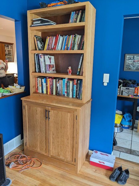 Cabinets with Bookshelf